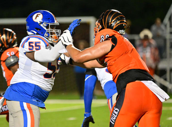 East St. Louis Edwardsville Illinois football 10-13-23 Tim Vizer 23810